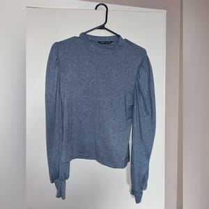 SHEIN LUNE Solid Bishop Sleeve Form-Fitting Tee